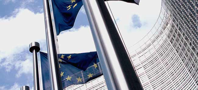 Quel est le fardeau fiscal porté par les contribuables des 27 pays de l'UE ?