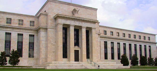Banques centrales : vers une divergence « très mesurée » des politiques monétaires 